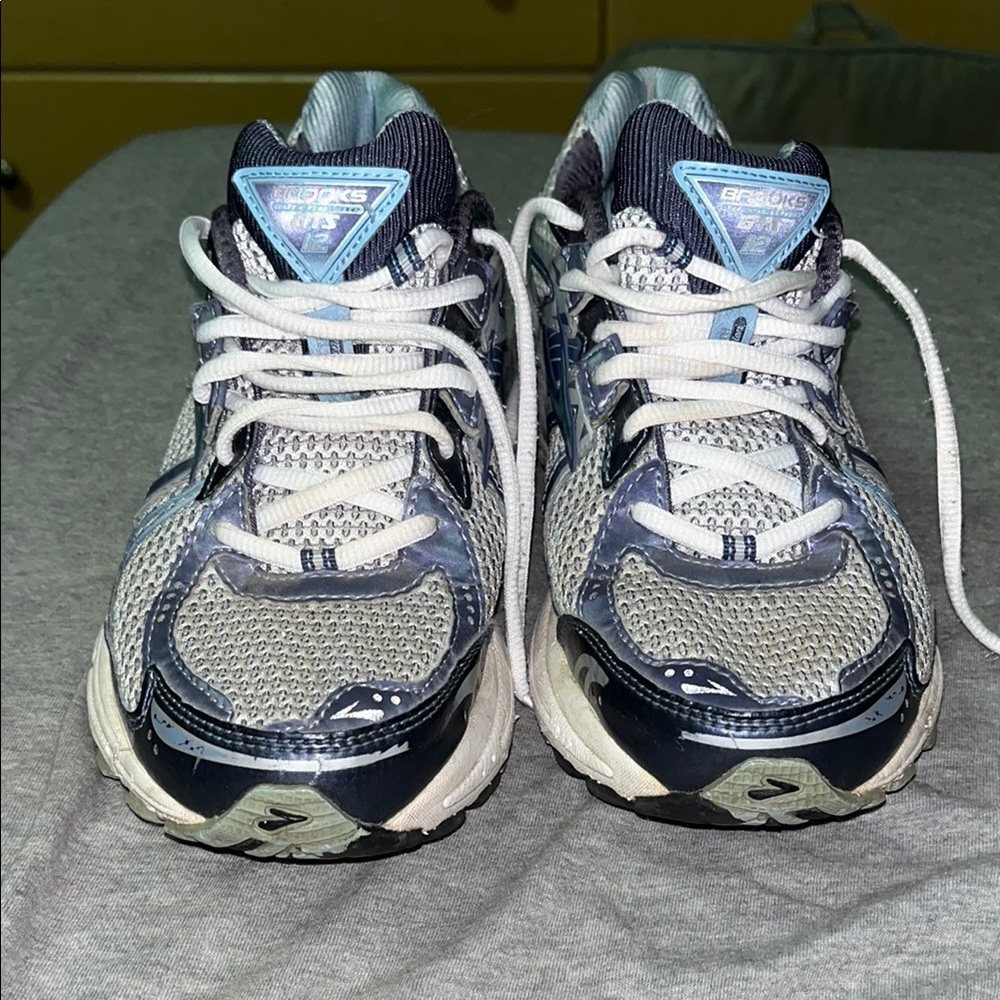 Brooks Blue and Gray Women’s Sneakers with Cushioned Support (sz 8)